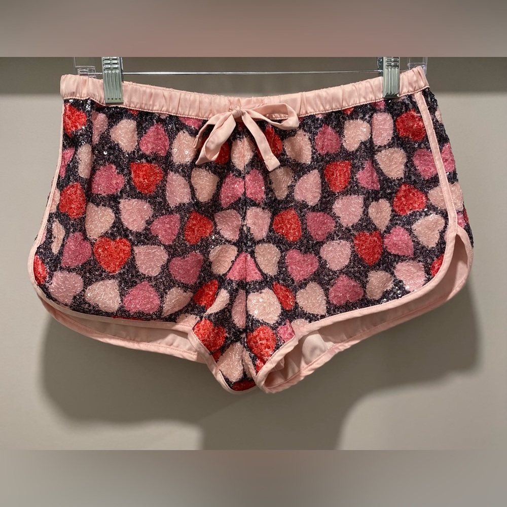 Victoria's Secret Red & Pink Sequin Heart Print Dolphin-Hem Sleep Shorts - XS - Picture 6 of 14